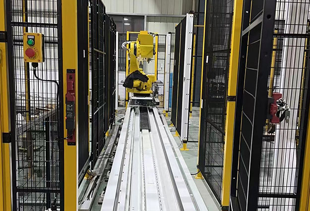 Automatic loading and unloading of six-joint ground rail